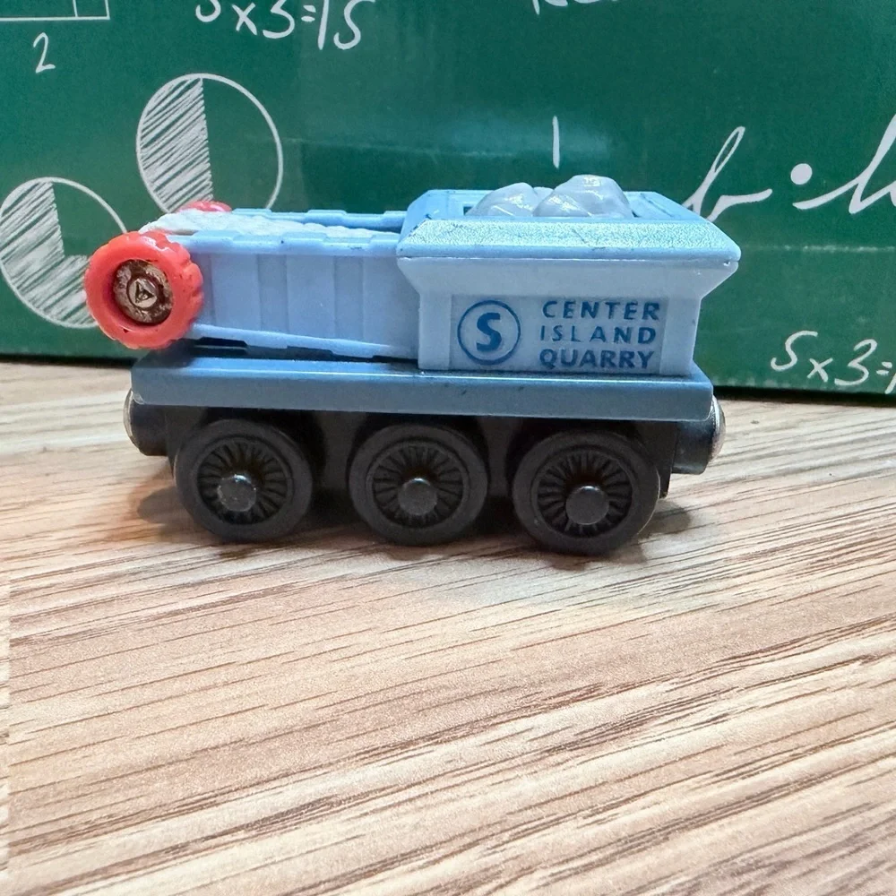 Thomas & Friends Wooden Rock Crusher Conveyor Belt Car Toy Cake Topper